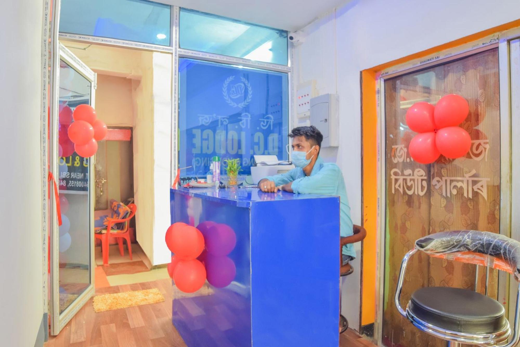 Hotel O Dc Lodge Kaharpara Dış mekan fotoğraf